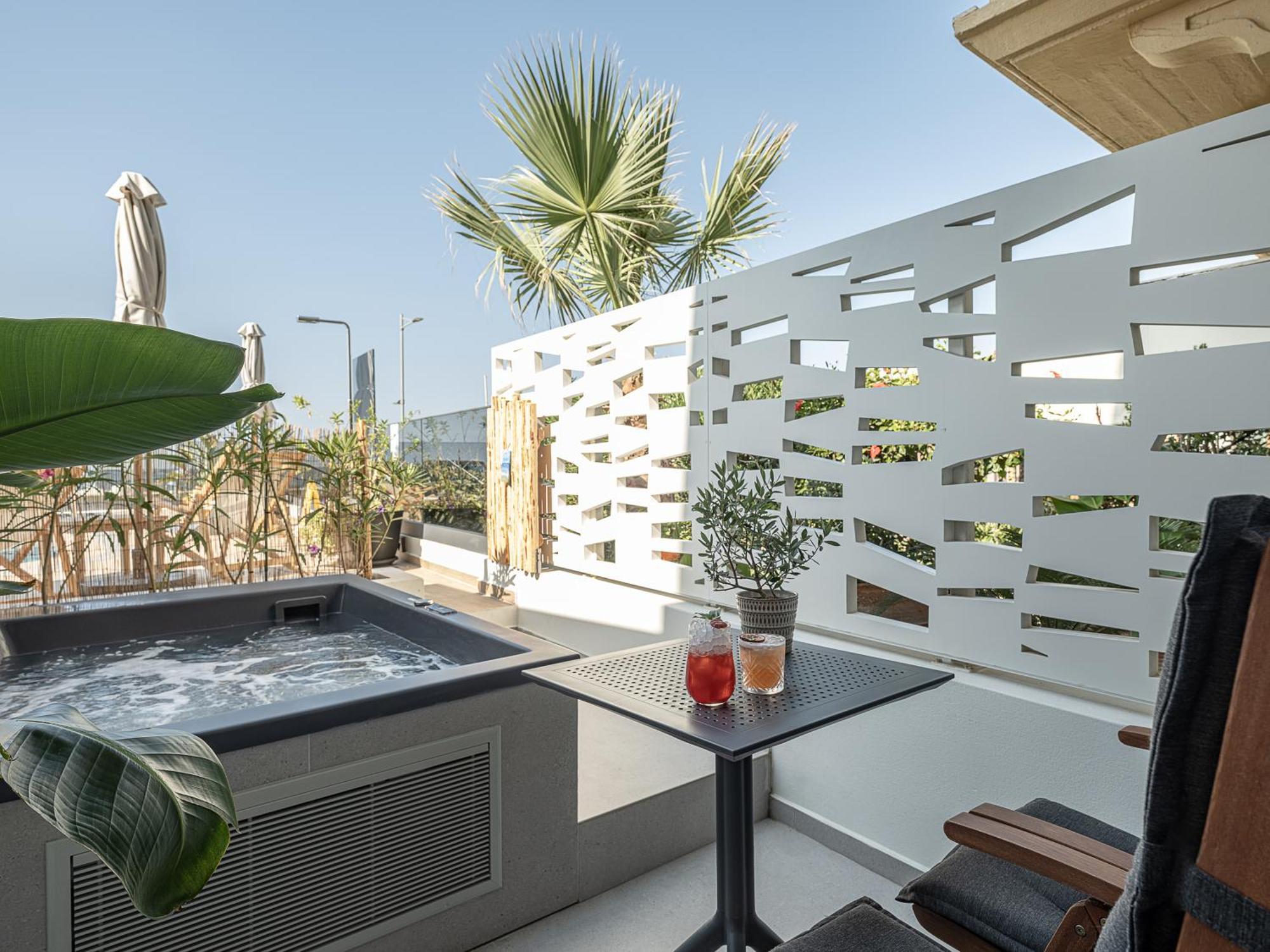 Calla Luxury Seafront Suites Ρέθυμνο Εξωτερικό φωτογραφία